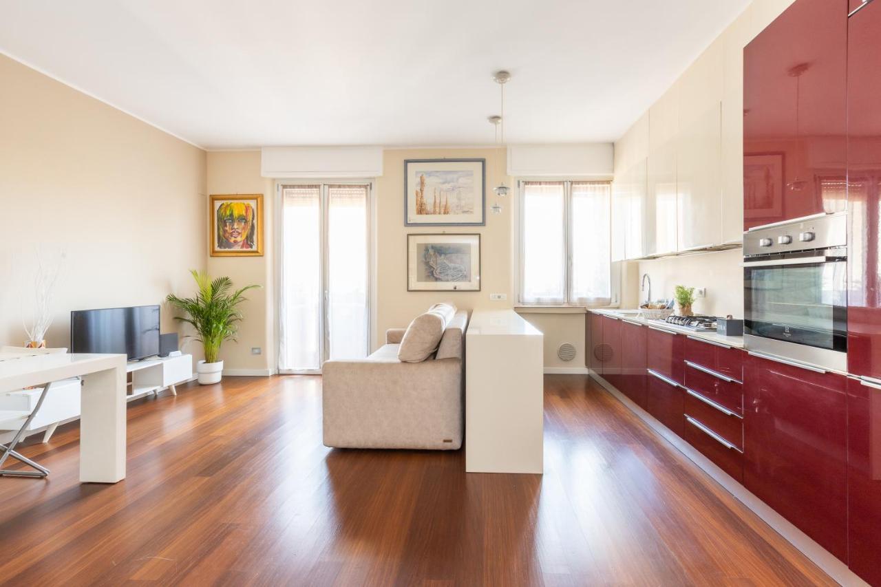 Rosselli 13 Milan Apartment Luaran gambar