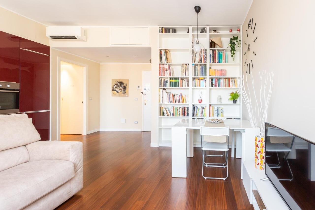 Rosselli 13 Milan Apartment Luaran gambar