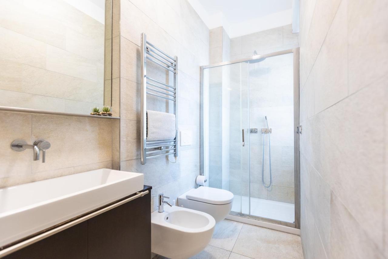 Rosselli 13 Milan Apartment Luaran gambar